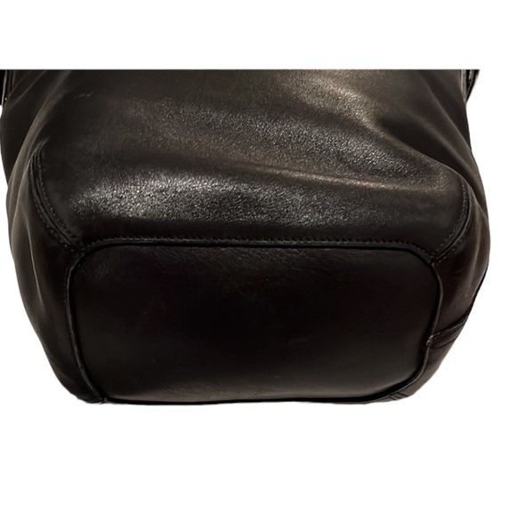 Coach black leather bag adjustable strap silver hardware & hang tag Y2K - Picture 9 of 14